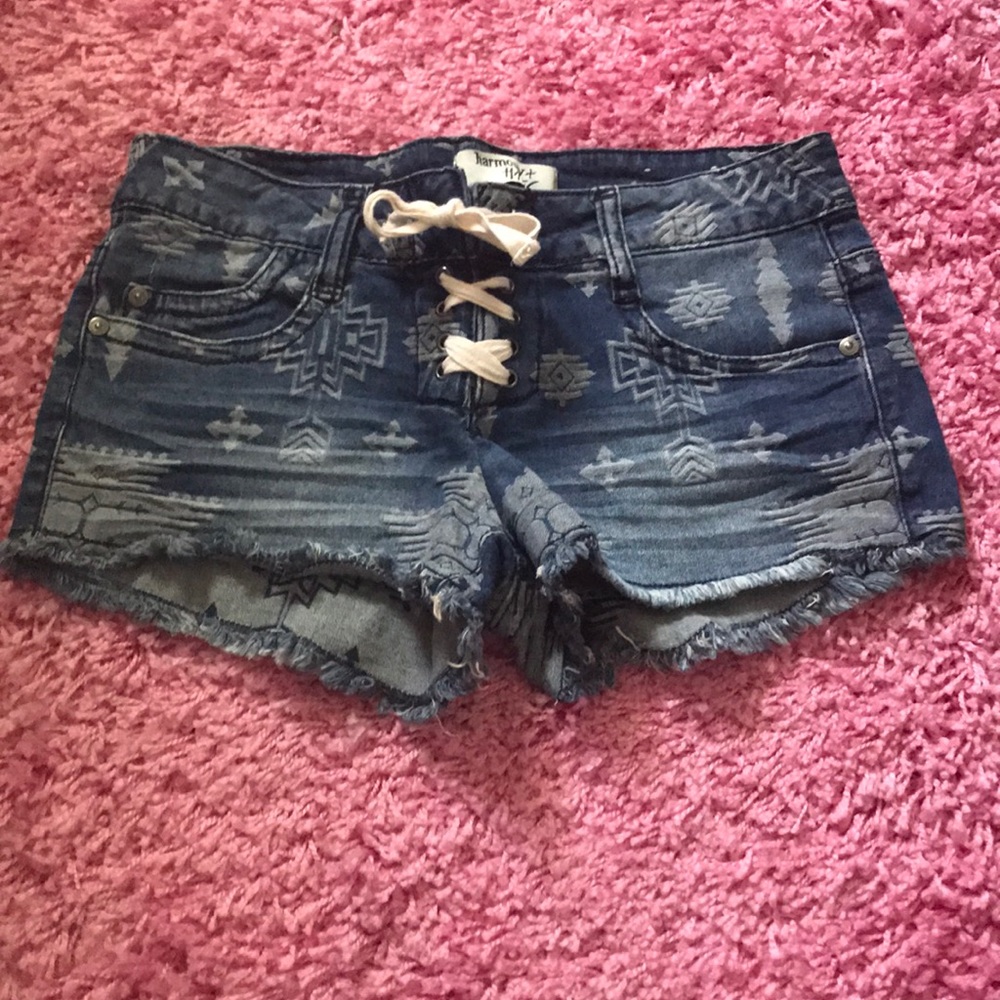 🥰 HARMONY+HAVOC AZTEC LACE UP SHORTS🥰